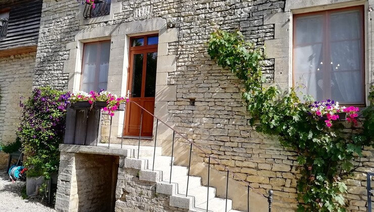 Facade-3.jpg